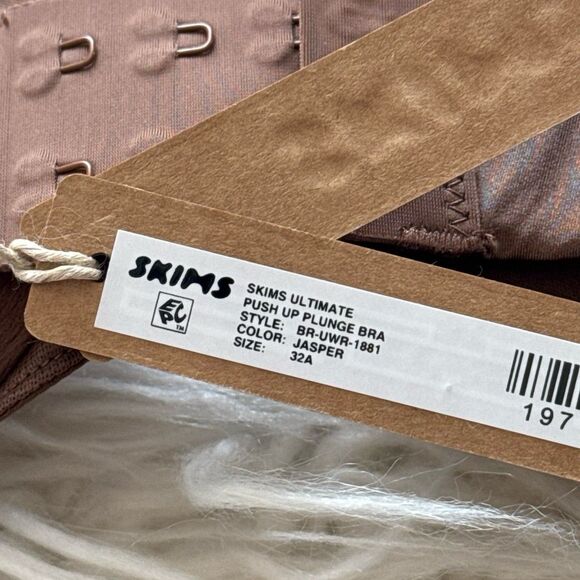 Skims Ultimate Push up Plunge Bra Jasper Size 32A - Picture 7 of 7